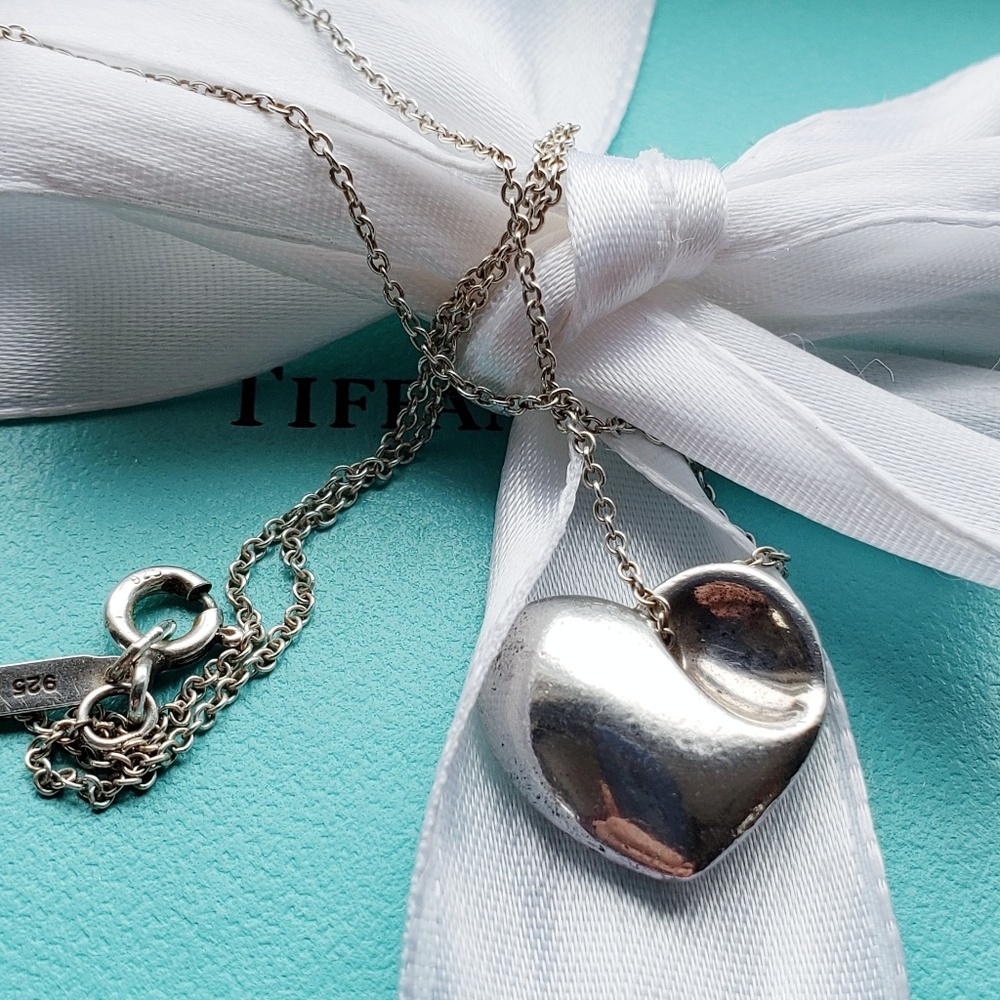 Tiffany  & Co Folded Heart pendant